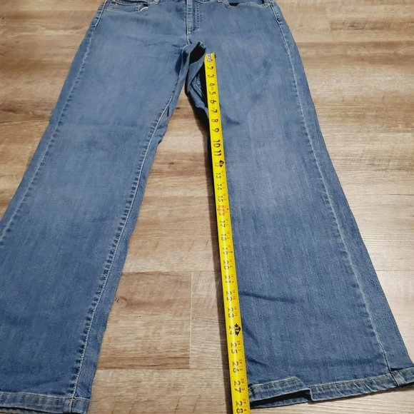 Tommy Hilfiger Womens Jeans Sz 14R Medium wash Bootcut/Flare Denim - Picture 5 of 8